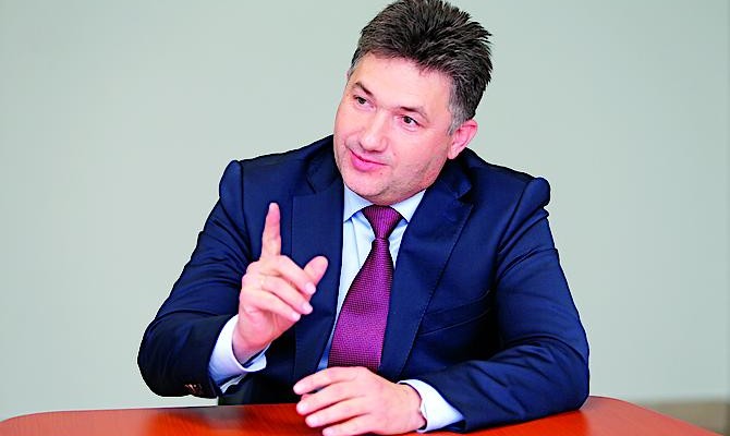 «Небо в Украине уже приватизировано», - гендиректор Atlasjet Ukraine