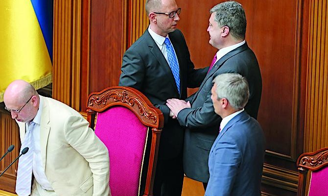 Порошенко не видит Яценюка премьером после выборов