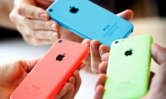 Apple не будет сохранять отпечатки пальцев пользователя iPhone 5S