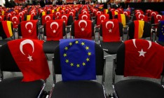 Турция предложила ЕС принять ее вместе с Украиной