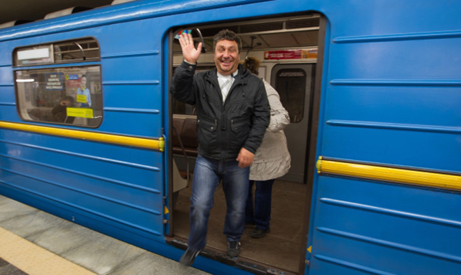 КГГА: метро на Троещину профинансирует консорциум банков