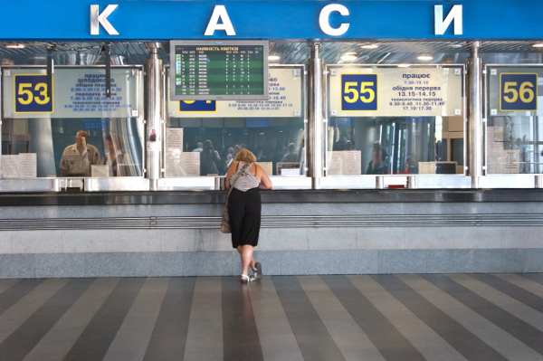 Украинцы в 4 раза увеличили покупку электронных билетов