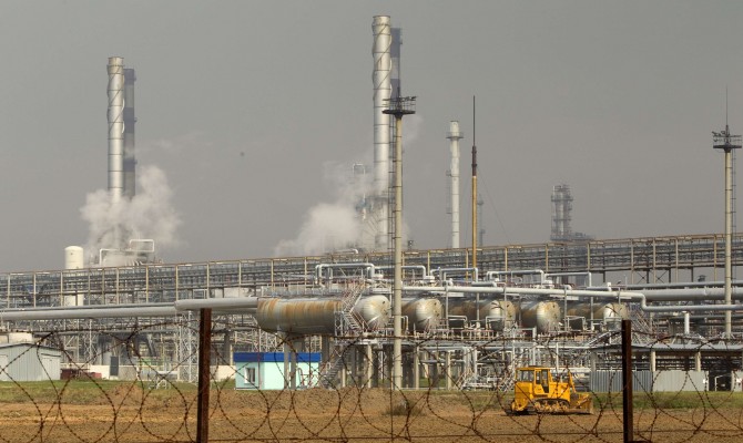 В Алжире нашли крупное месторождение нефти