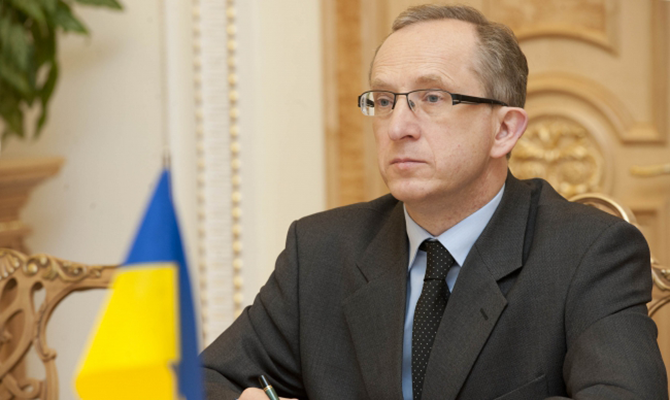 Томбинский не считает давление Росcии на Украину причиной приостановки ее евроинтеграции