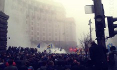 Митингующие захватили Дом профсоюзов в Киеве