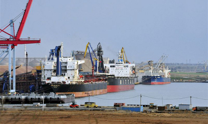 Ахметову разрешили купить 40 га земли возле порта «Южный»