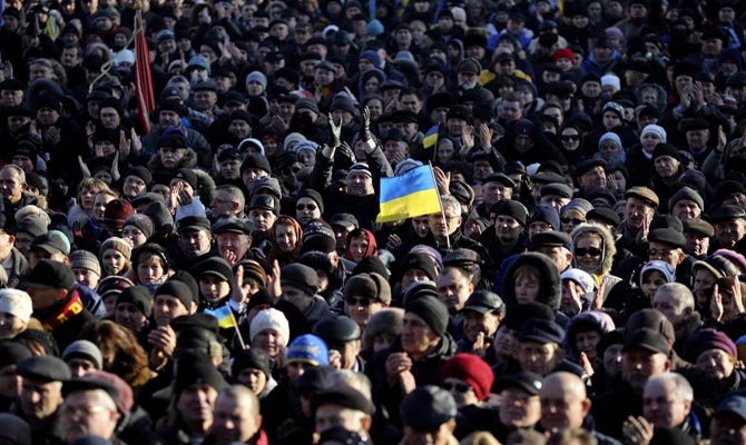 Украинцы по-прежнему поддерживают евроинтеграцию, но теряют веру в целесообразность Евромайдана