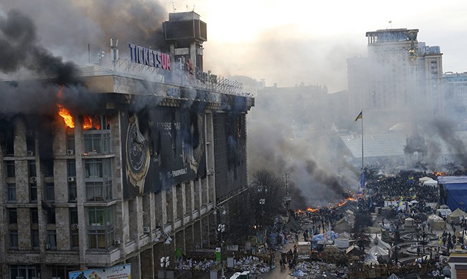 МТС перестроила сеть на Майдане в связи с пожаром