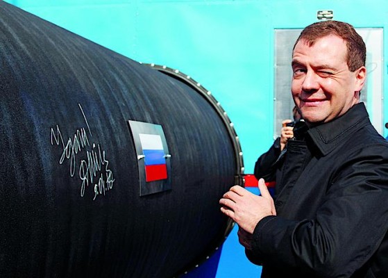 Россия требует $485 за 1 тыс. куб. м газа. Украина потеряет за год еще 8,2 млрд грн