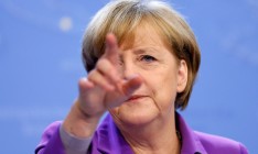 ЕС ужесточит санкции, если РФ и дальше будет нарушать суверенитет Украины, - Меркель