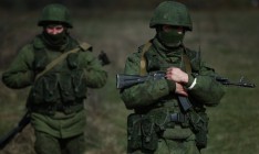 Российские войска маневрируют в километре от украинской границы, – и.о. министра обороны