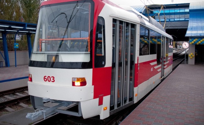 На Троещину хотят построить скоростной трамвай, который позже переоборудуют в метро