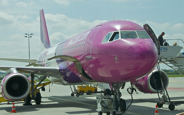 Старт полетов Wizz Air из Киева в Москву перенесен на октябрь