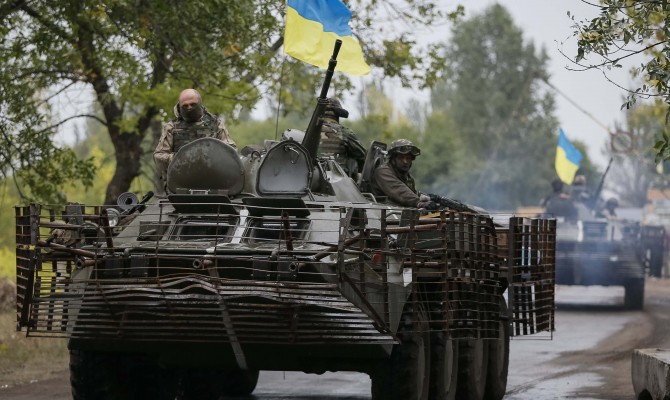 Боевики признали, что украинская армия отводит артиллерию из Донбасса