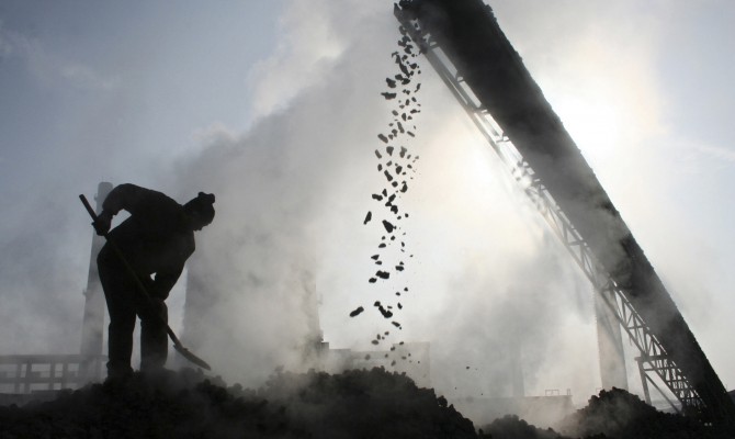 Украина за 11 мес. снизила добычу угля на 19,2%