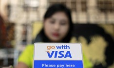 Visa перестанет обслуживать крымские карточки, - СМИ