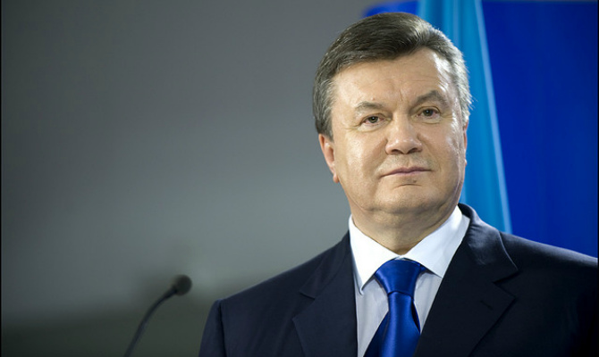 Печерский райсуд Киева заочно арестовал Януковича и Азарова