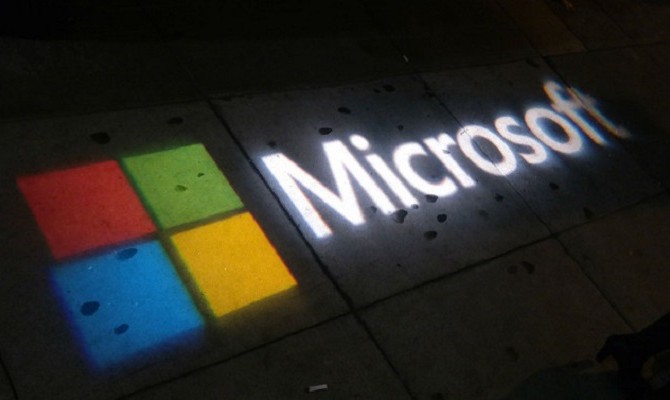 Прибыль Microsoft во 2 финквартале упала на 11%