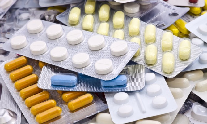 В украинских больницах возникла нехватка лекарств