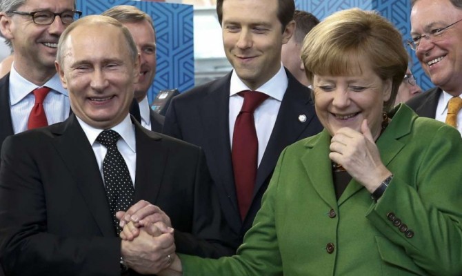 Меркель заявила о возможности ЗСТ с Россией