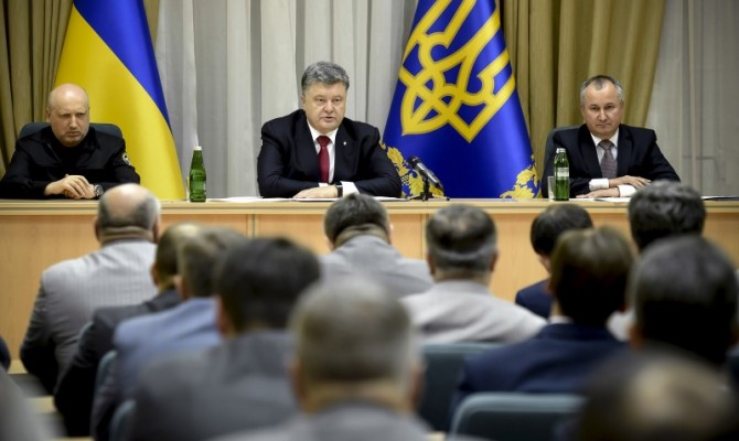 Порошенко: Россия изменила тактику относительно Украины
