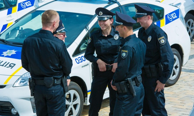 Зарплата киевских патрульных составляет от 3 до более 10 тыс. грн
