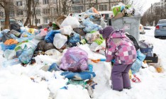 В течение трех праздничных дней из Киева вывезли 16 000 куб. метров мусора