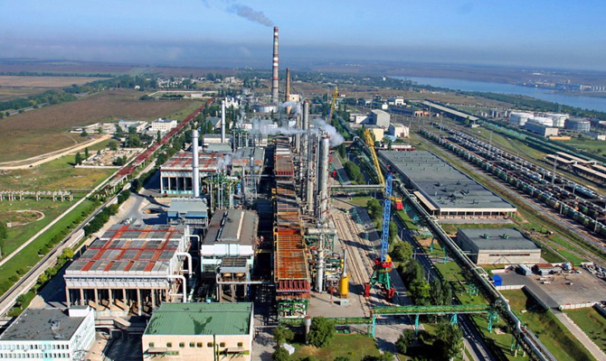В Украине остановили работу два завода по производству азота