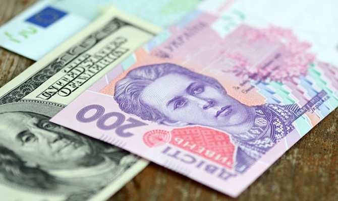 МЭРТ озвучило прогноз по курсу доллара в Украине