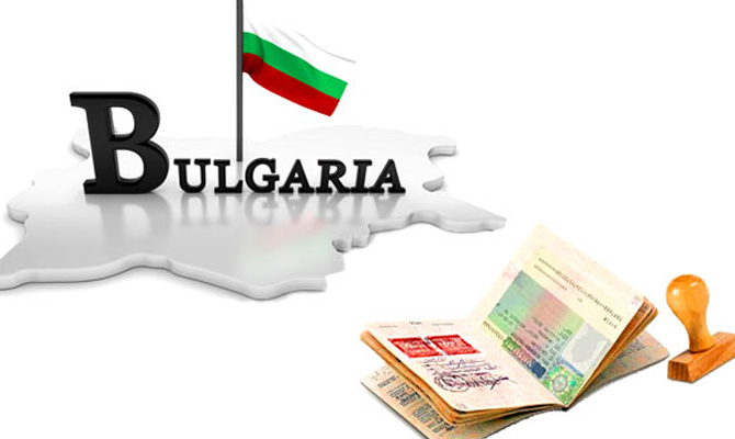 Украина и Болгария планируют ввести бесплатные многократные визы