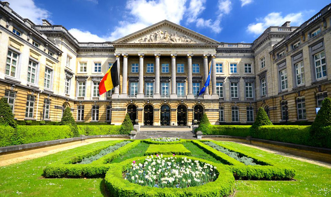 Парламент Бельгии рассмотрит резолюцию об отмене санкций против РФ