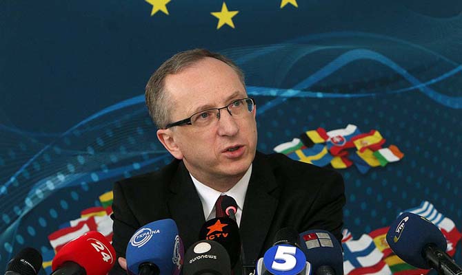 ЕС поможет Украине в развитии авиации, - Томбинский