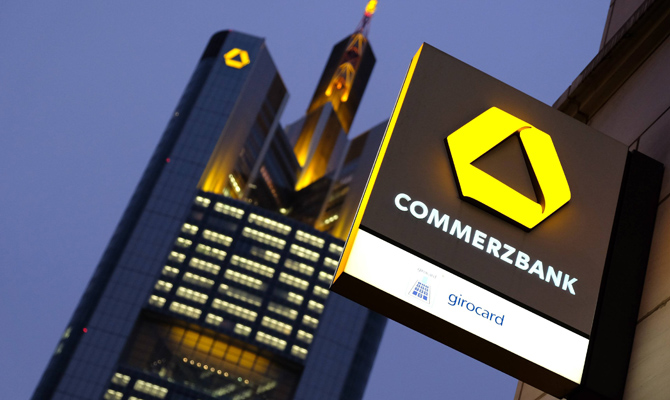 Немецкий Commerzbank планирует сократить 10 тысяч сотрудников