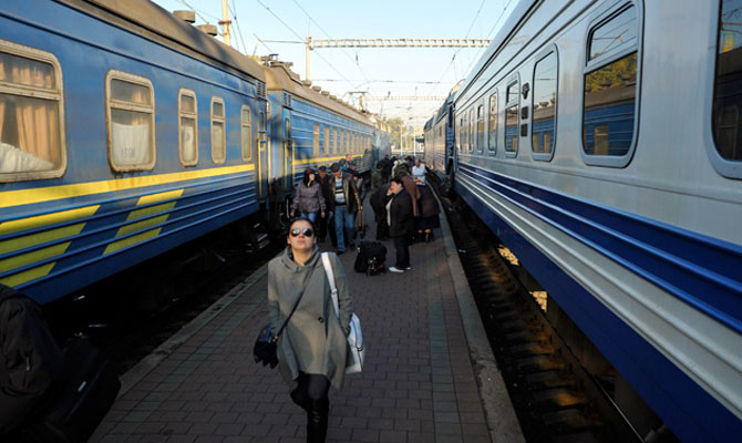 «Укрзалізниця» продлила маршрут поезда Киев-Лисичанск: что изменилось