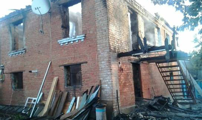 В Киевской обл. во время пожара погибли 2 детей