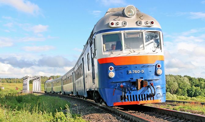 «Укрзализныця» отменила закупку скоростных поездов в 2016 году