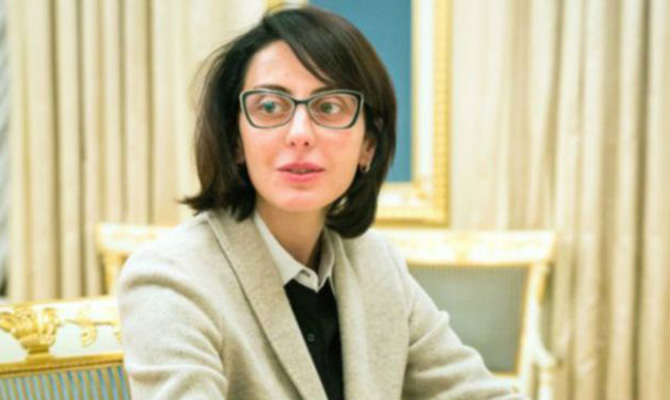 Деканоидзе задекларировала 3 квартиры в Грузии и 3,5 млн гривен зарплаты