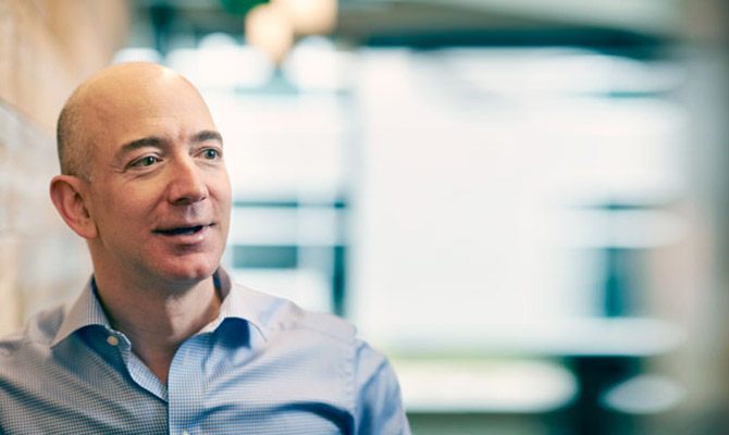 Глава Amazon лишился более 3 млрд долларов за час из-за подешевения акций компании
