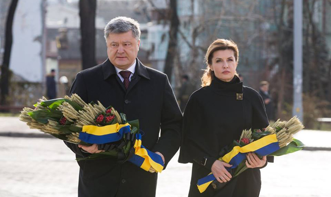 Порошенко призвал создать в Киеве музей Голодомора