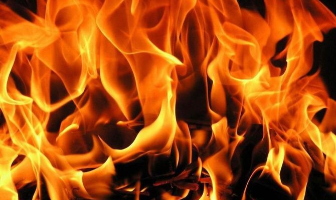 Из-за пожара в ночном клубе во Львове пострадали более 20 человек