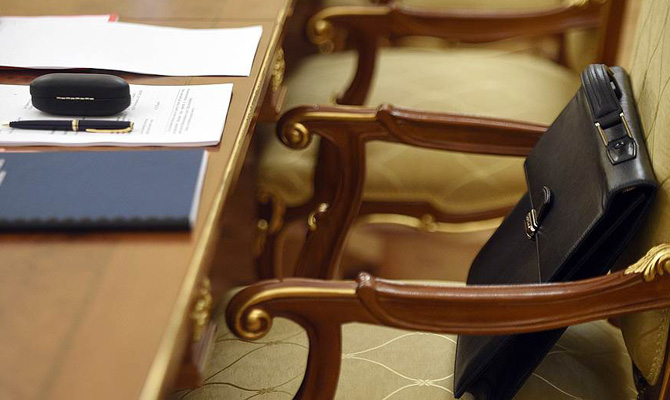 46% украинцев поддерживают отставку президента, - опрос
