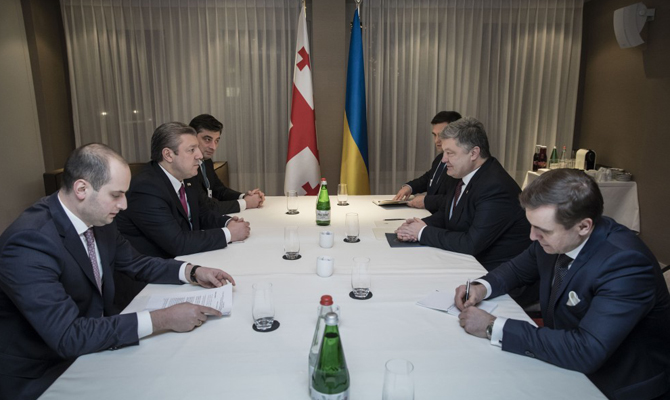 Порошенко обсудил с премьером Грузии получение безвиза для обеих стран