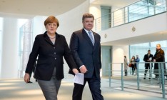 Меркель одобрила реформы в Украине и пообещала помощь