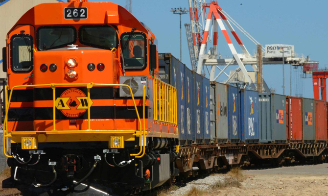 Транспортные компании отменяют грузовые поезда из Турции в Европу из-за беженцев