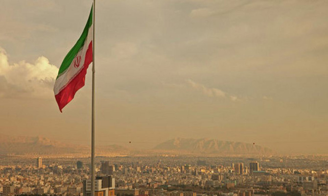 Иран ввел санкции против 15 фирм США за нарушение прав человека