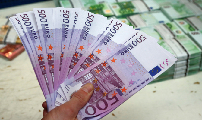 ЕC перечислил Украине 600 млн евро второго транша макрофинансовой помощи