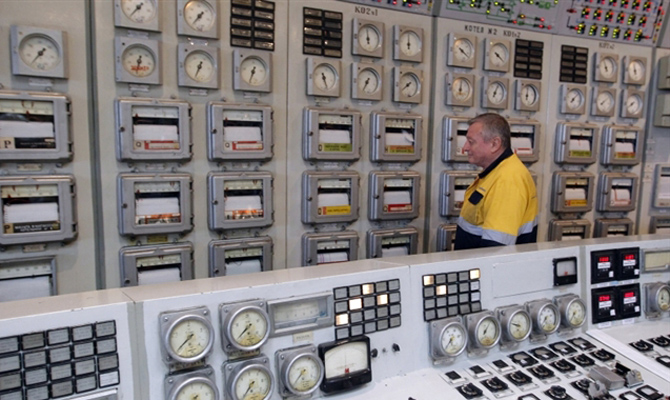 Киев задолжал за электроэнергию почти 1 млрд грн