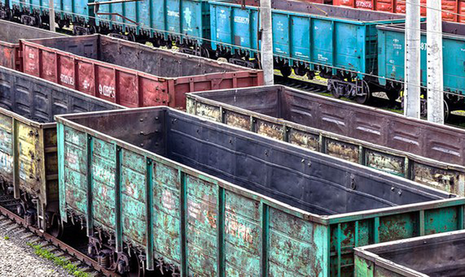 «Укрзализныця» продаст 46 тыс. тонн металлолома