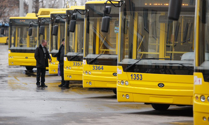 Украина одолжит 200 млн евро на закупку новых троллейбусов и автобусов