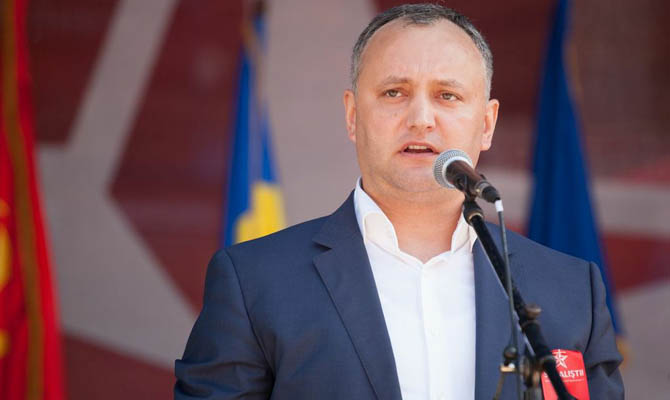 В Молдове начали сбор подписей за импичмент президента